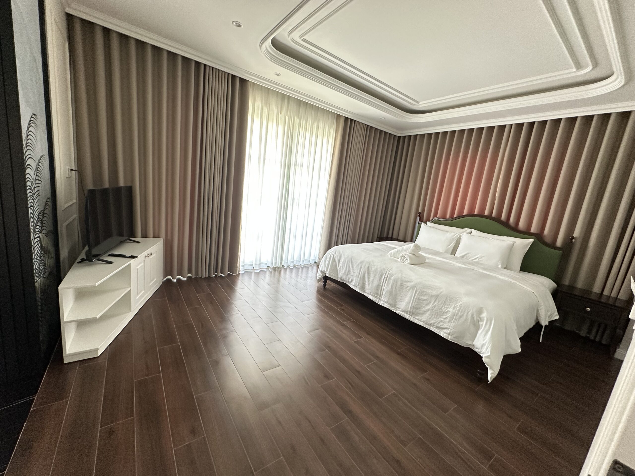 ВИЛЛАНЫ ТӨРЛҮҮД